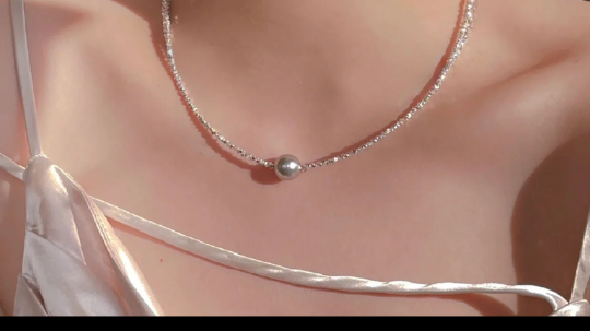 freshwater pearl necklace