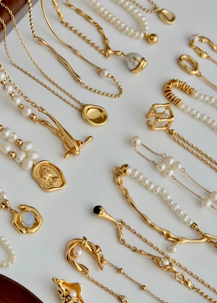 Gold Jewelry vs. Gold Vermeil Jewelry: What is the Difference between them?