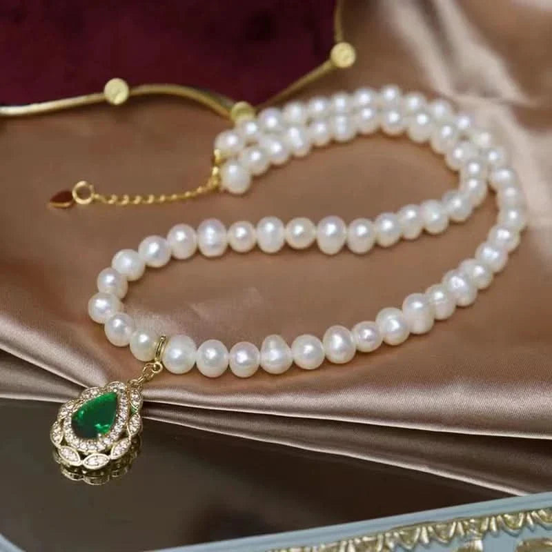 Timeless Beauty of Freshwater Pearl Necklaces | Make You Unique