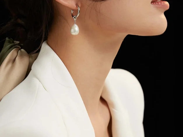 Pearl jewellery