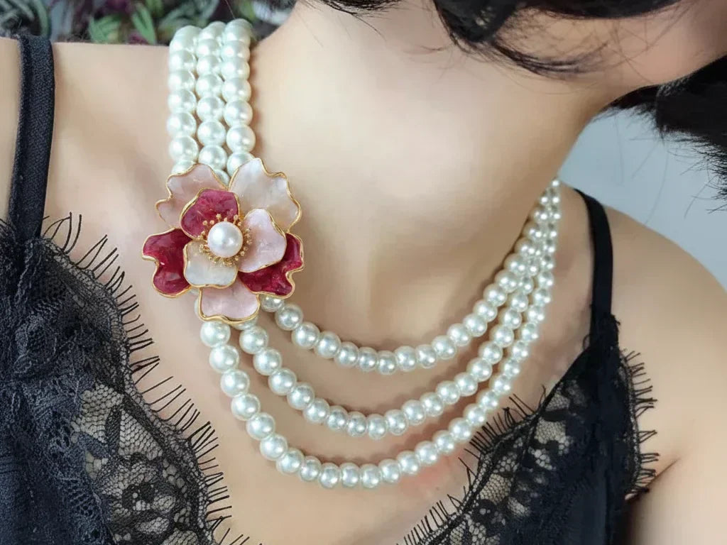 Buy Pearl Brooch UK – Elegant Freshwater Designs for Timeless Style