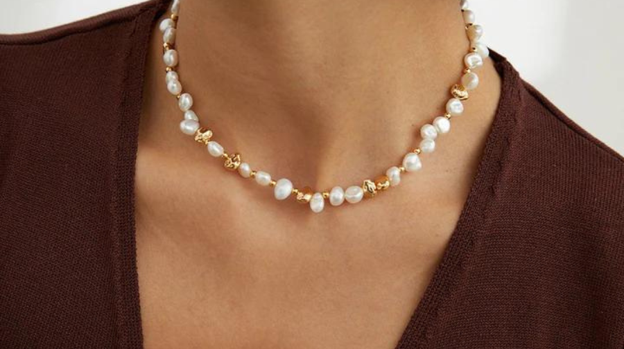 pearl necklace