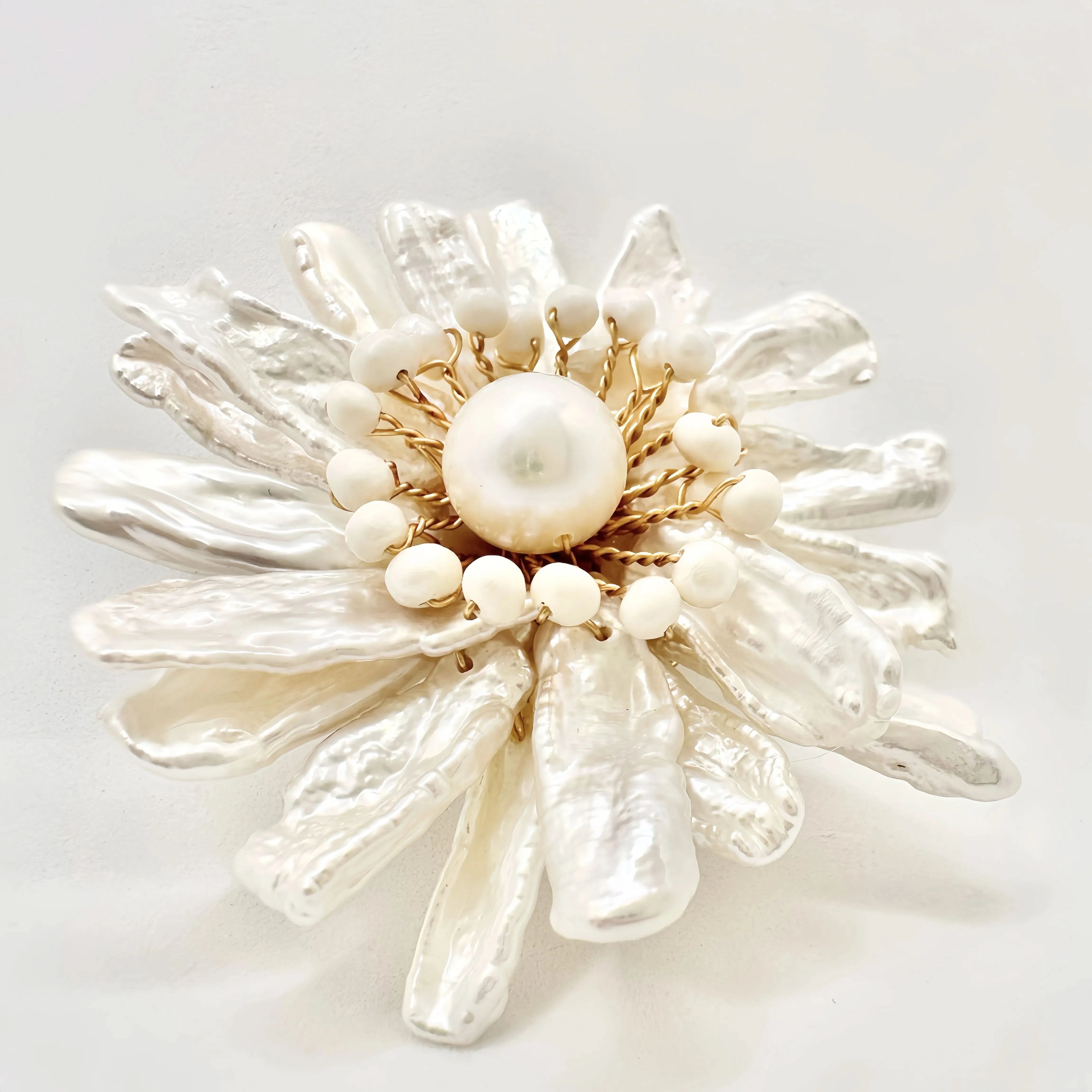 daisy brooch