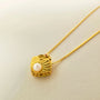 women's pearl necklace