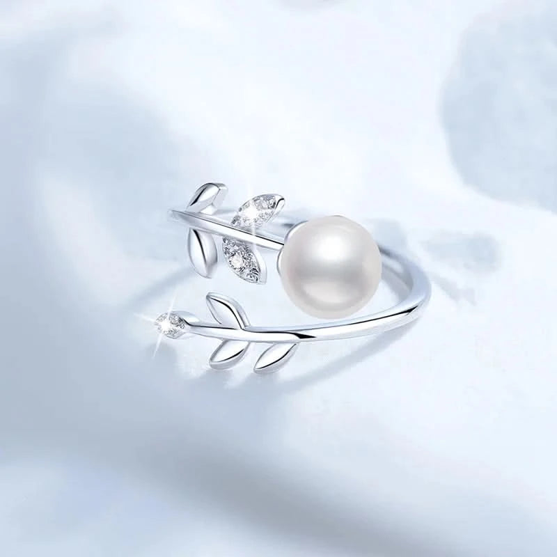 Diamond Leaves Pearls Ring