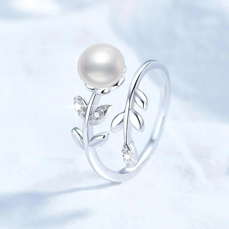 Diamond Leaves Pearls Ring