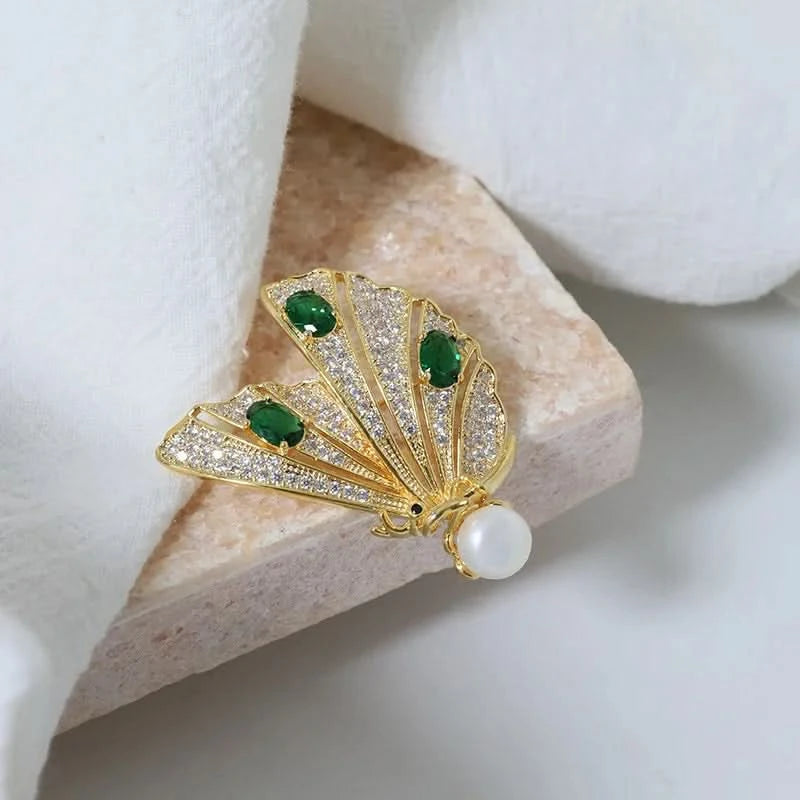 Elegant Zircon Butterfly Pearl Brooch