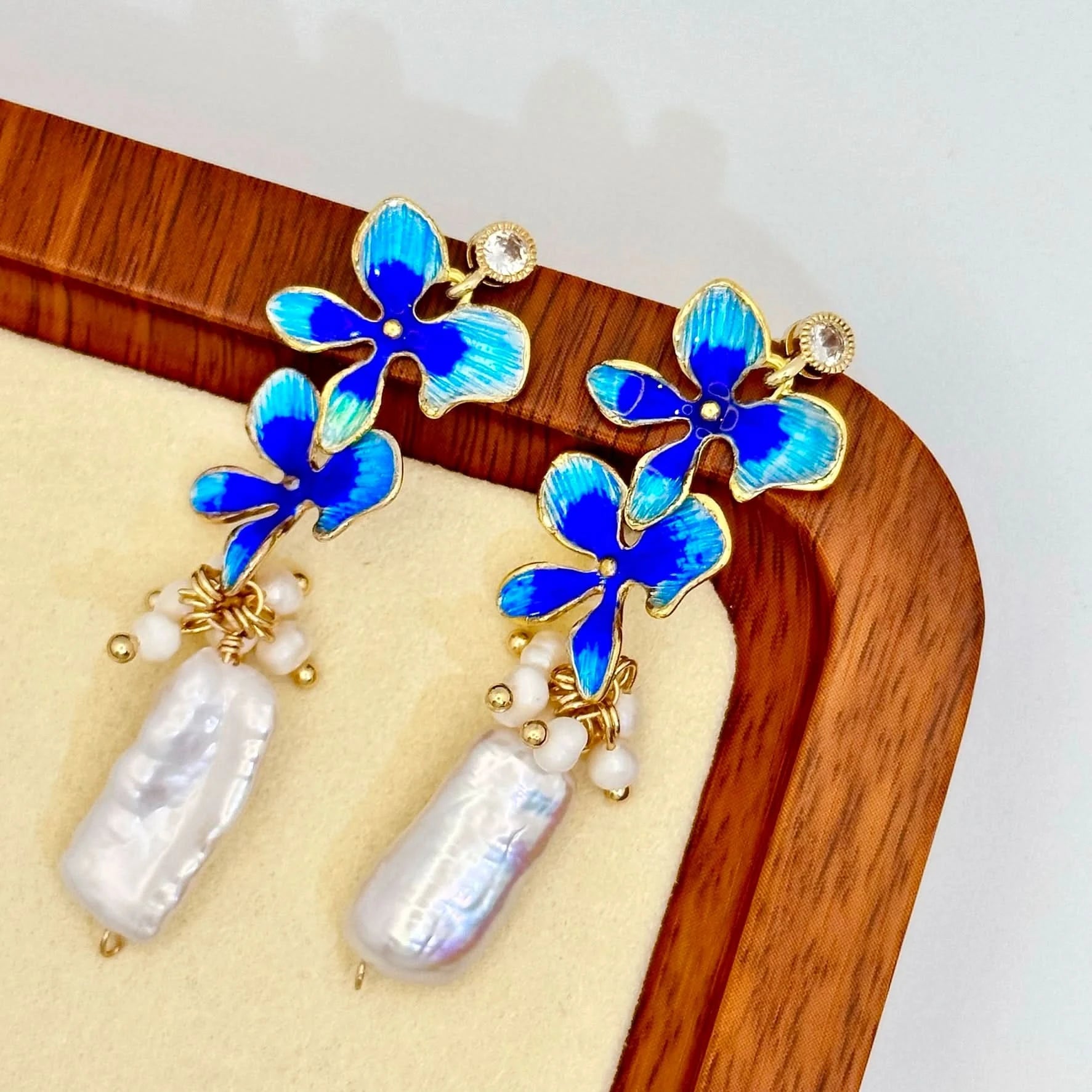 Flower Stud Baroque Gold Pearl Drop Earrings