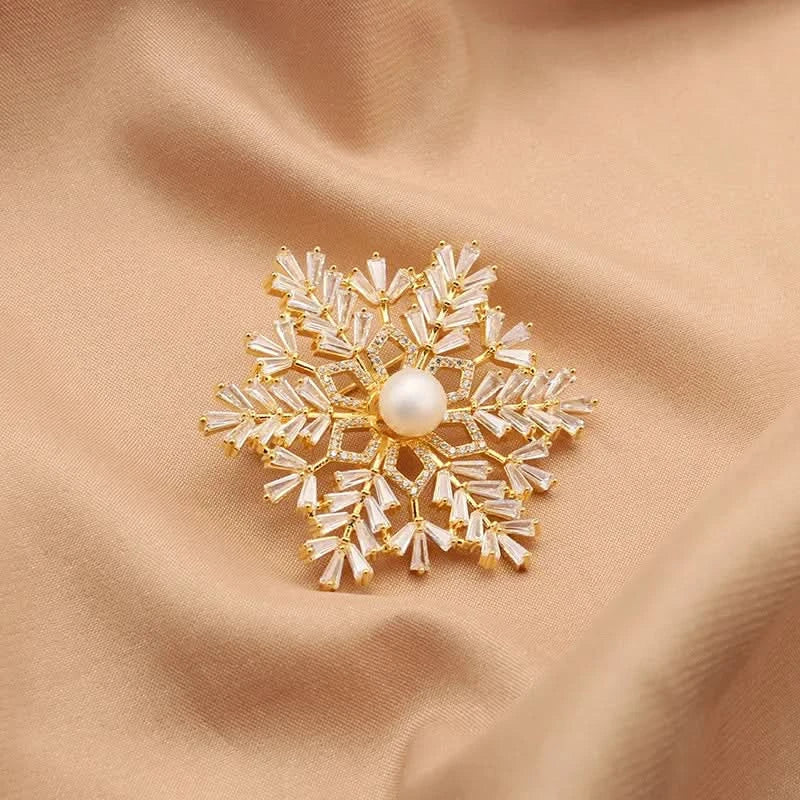 Freshwater Pearl Snowflake Zircon Brooch
