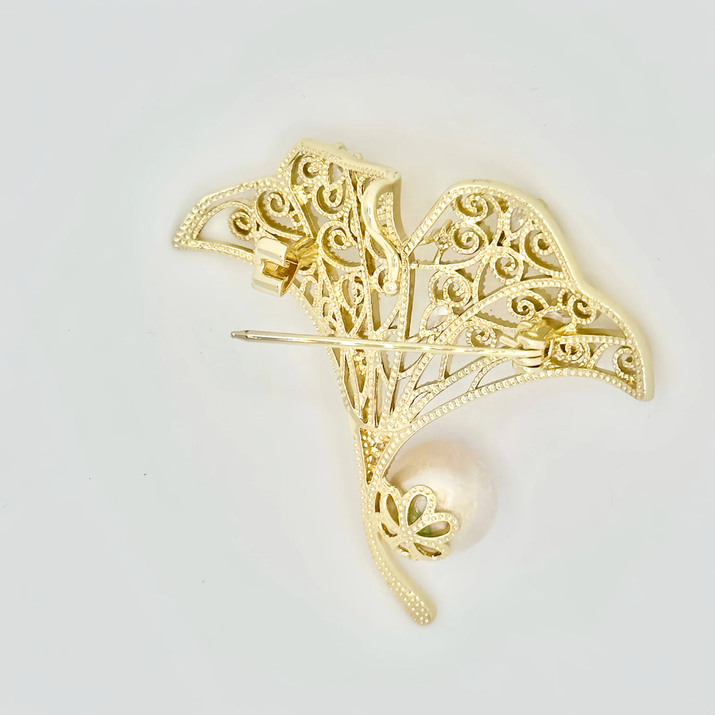 Ginkgo Leaf Pearl Brooch Pin