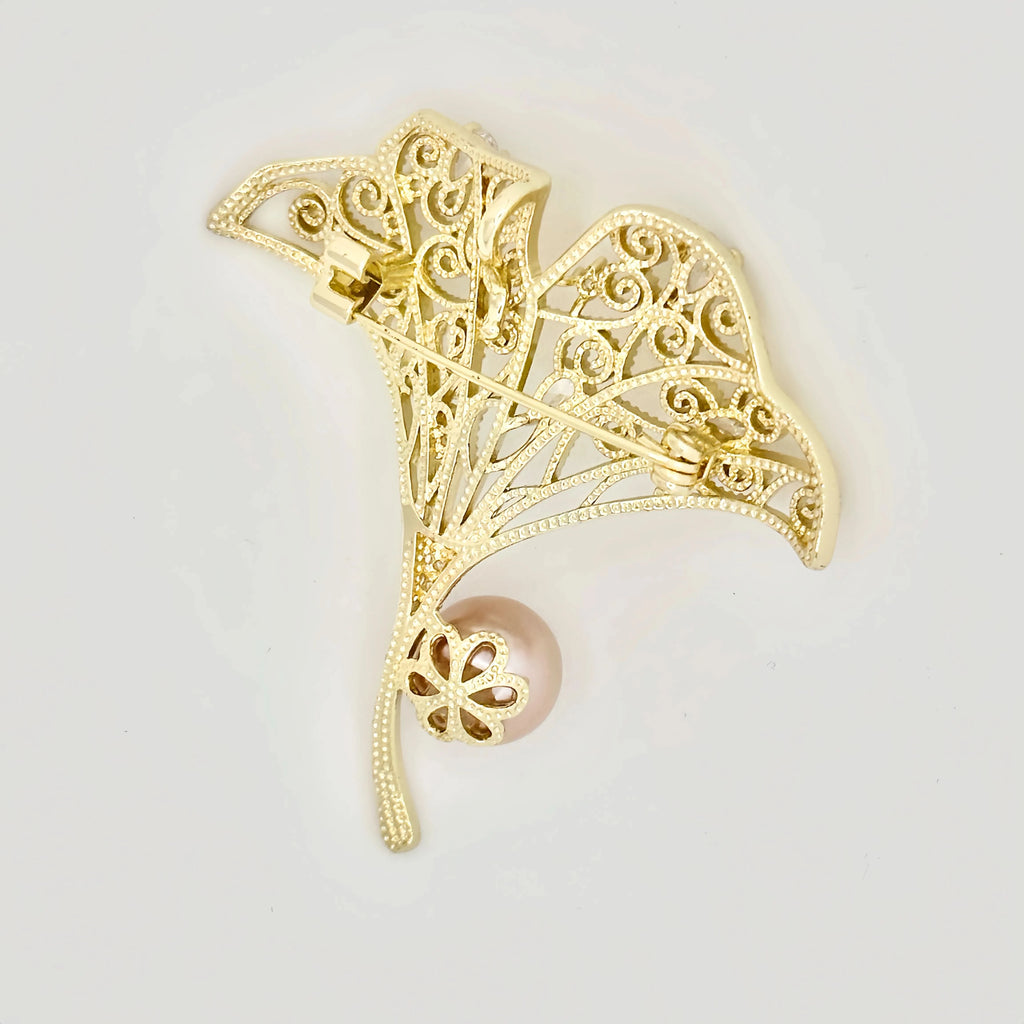 Ginkgo Leaf Pearl Brooch Pink Pin