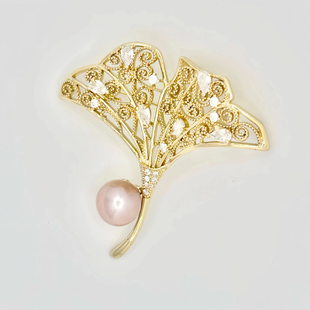 Ginkgo Leaf Pearl Brooch Pink