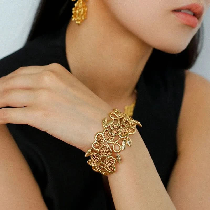 Lace Stylish Bangle