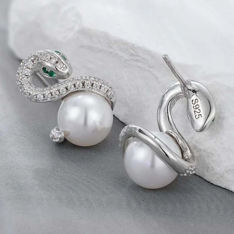 Snake Pearl Earrings – Gothic Glamour in Gold & Silver