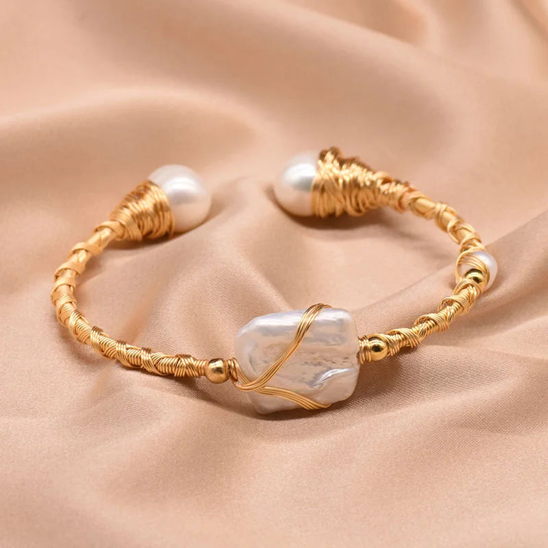 Gold Treads Baroque Pearls Bracelet
