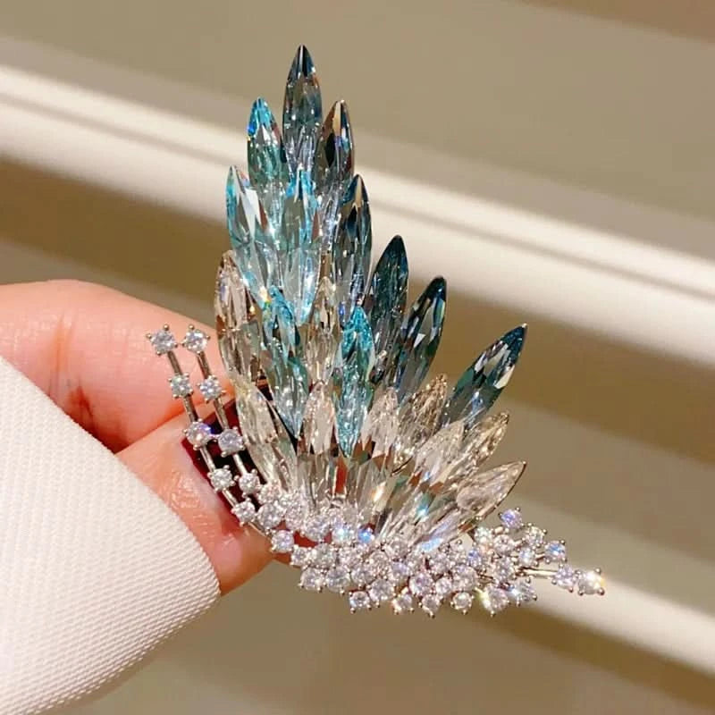 Gradient Zircon Butterfly Brooch blue