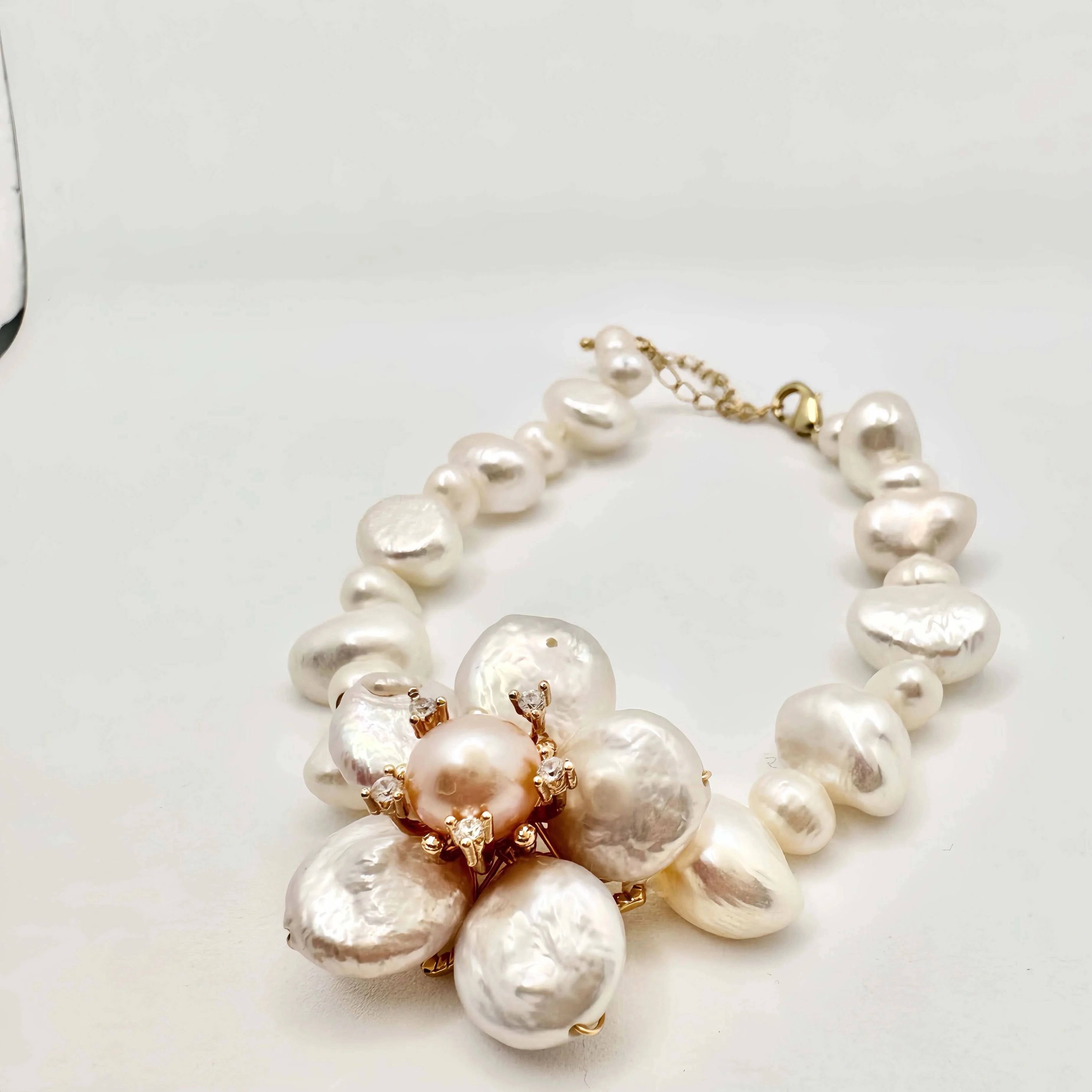 Graduated Pearl Bracelet with Baroque Pearl Flowers
