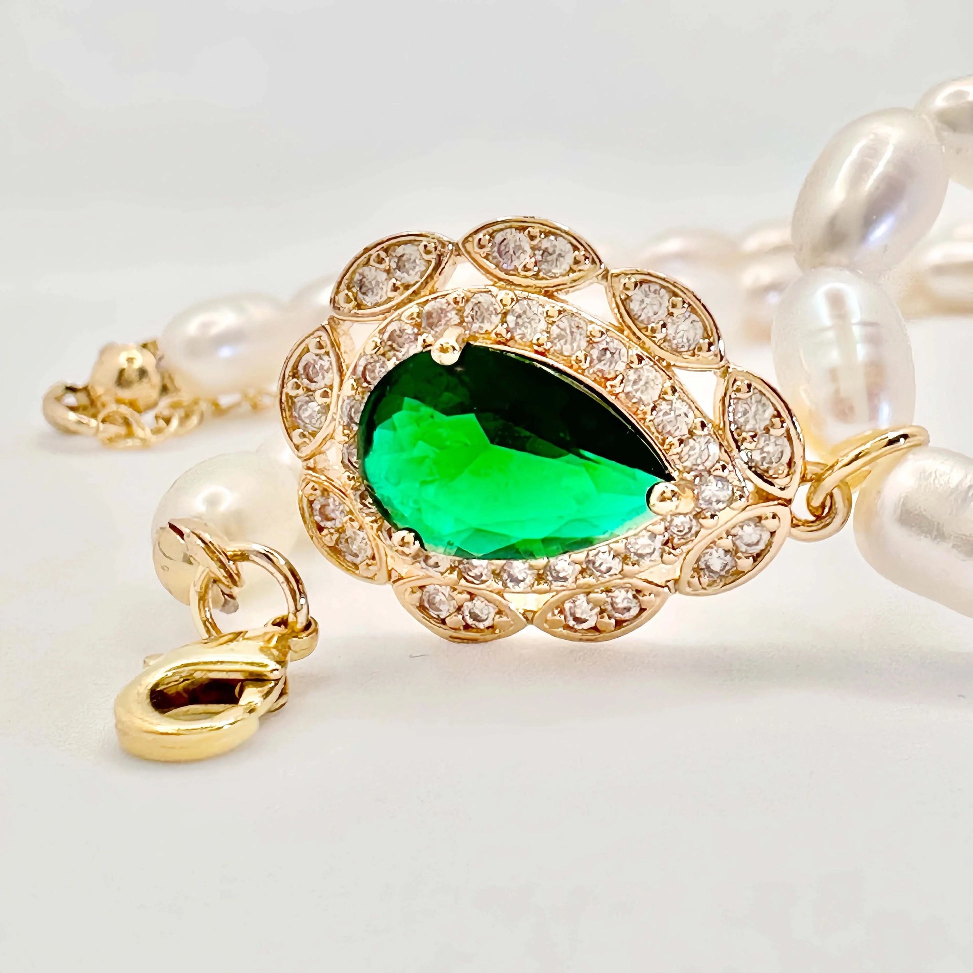 Pearl Choker Necklace