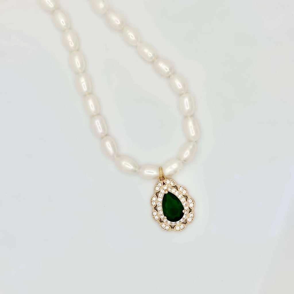 Pearl Choker Necklace