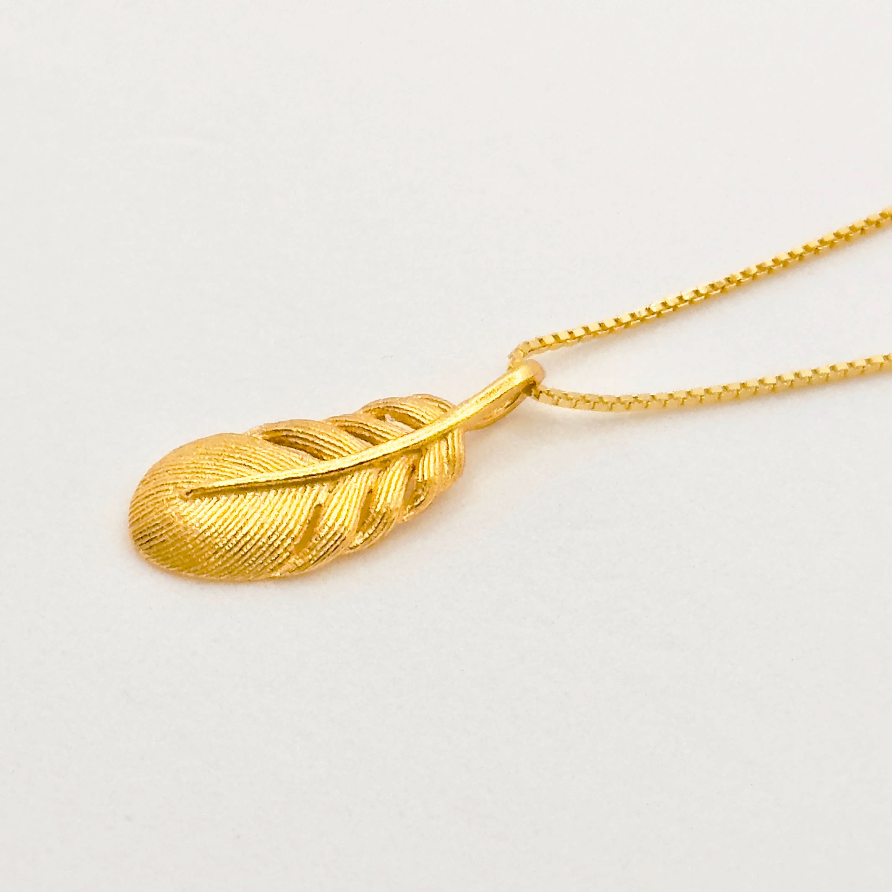 feather pendant necklace