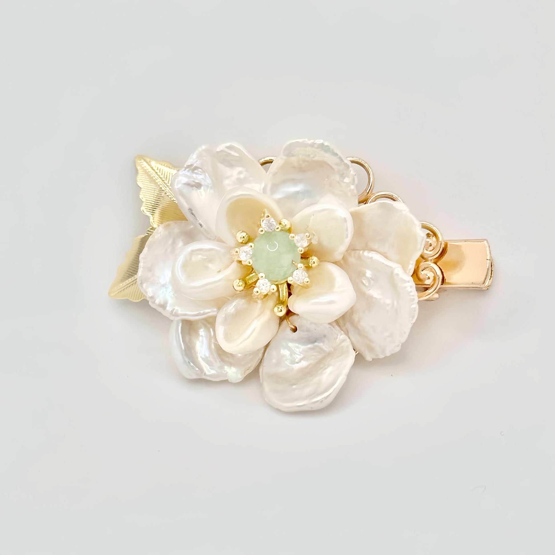 pearl flower hair clip
