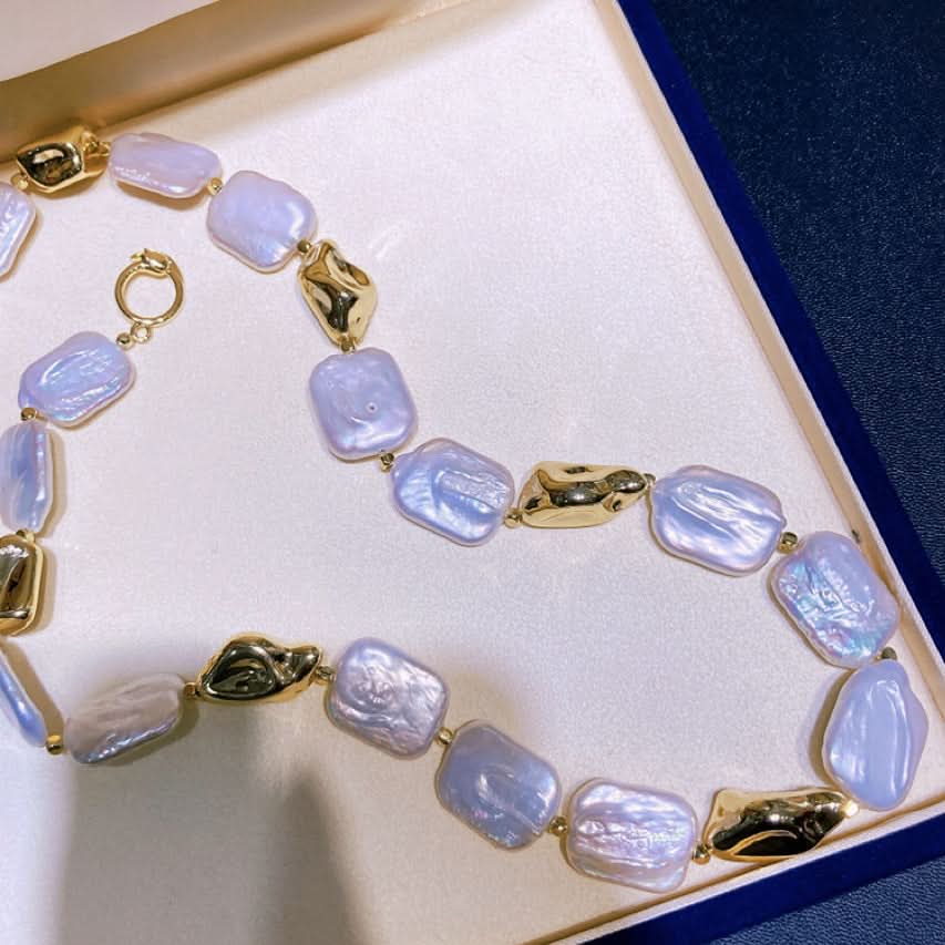 pearl necklace choker