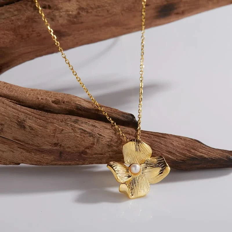 Flower Pearl Silver Necklace