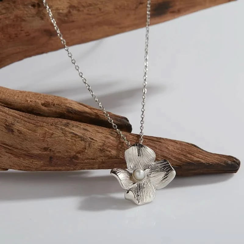 Silver Flower Adjustable Pearl Necklace