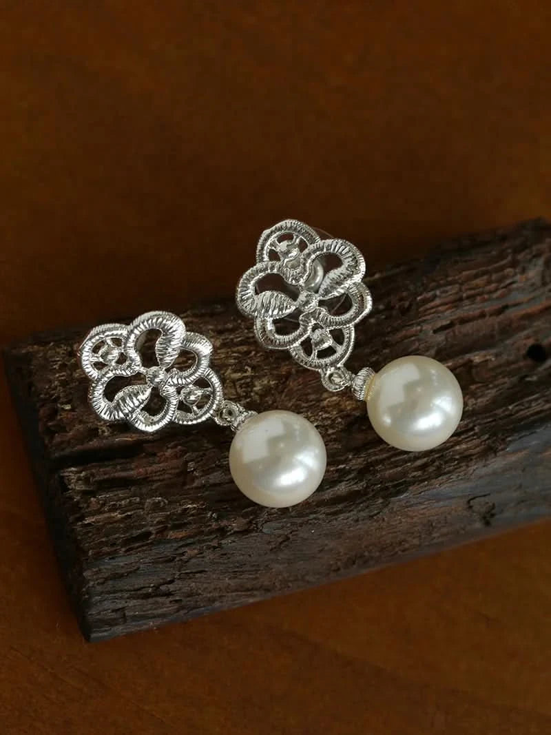 Lace Stylish Earrings – Gold & Silver with Pearl Drop