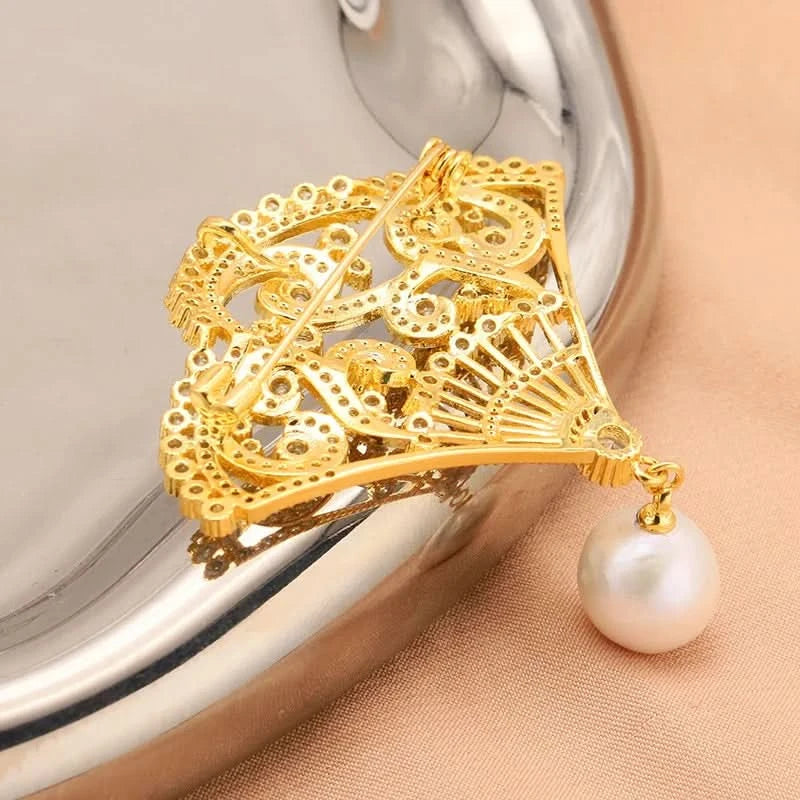 Natural Freshwater Pearl Fan Brooch with Zircon
