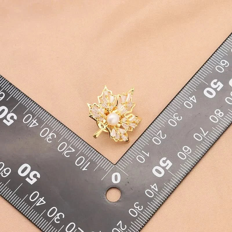 Natural freshwater pearl Maple Leaf zircon