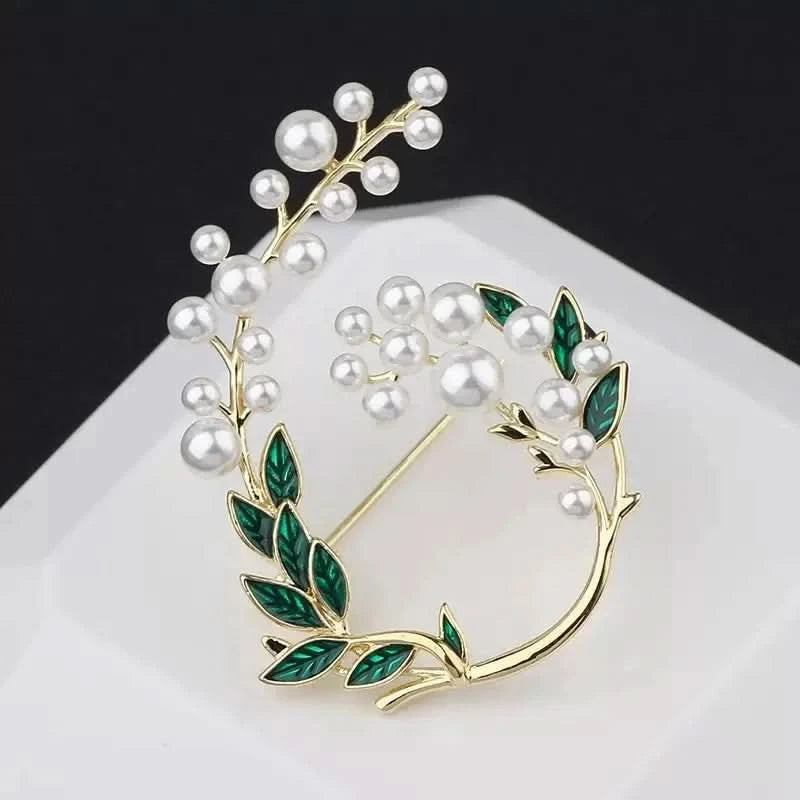 Pearl Green Leaf Brooch