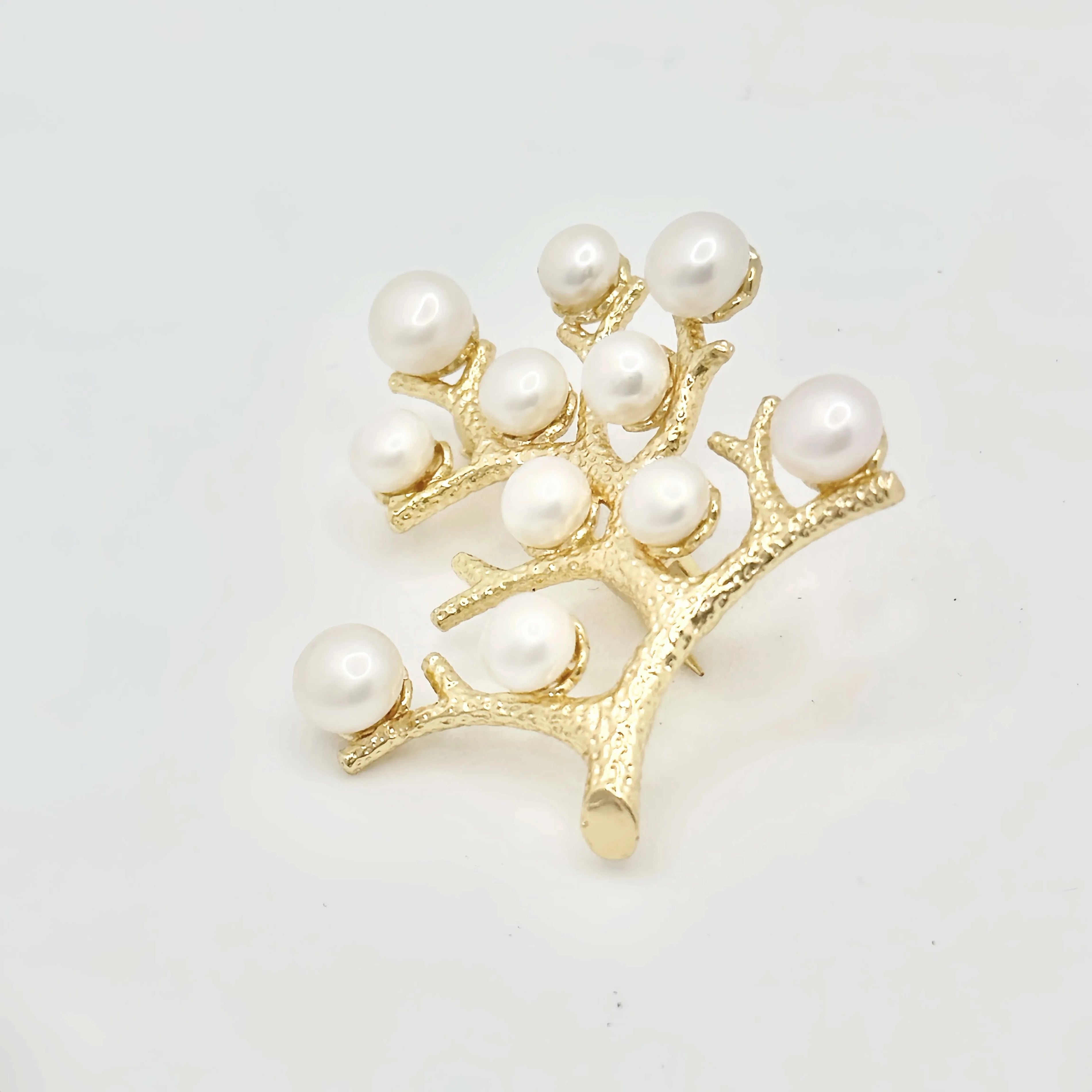 Tree Pearl Brooch