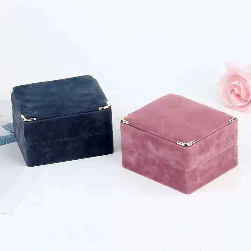 Portable Velvet Jewellery Box