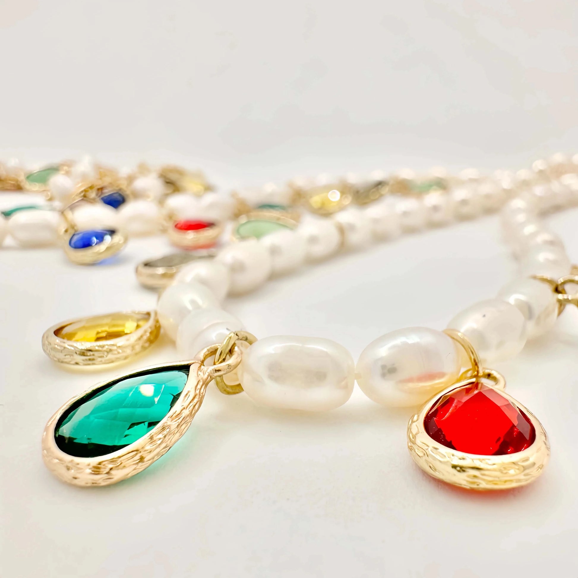 Seeds Pearl Necklace with Colorful Charms