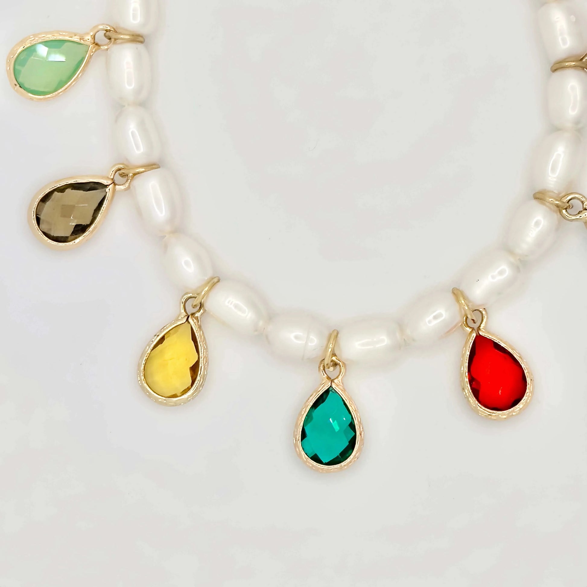 Seeds Pearl Necklace with Colorful Charms