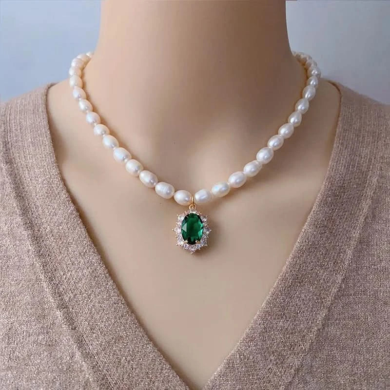 Seeds Pearl Choker Necklace Crystal Pendant