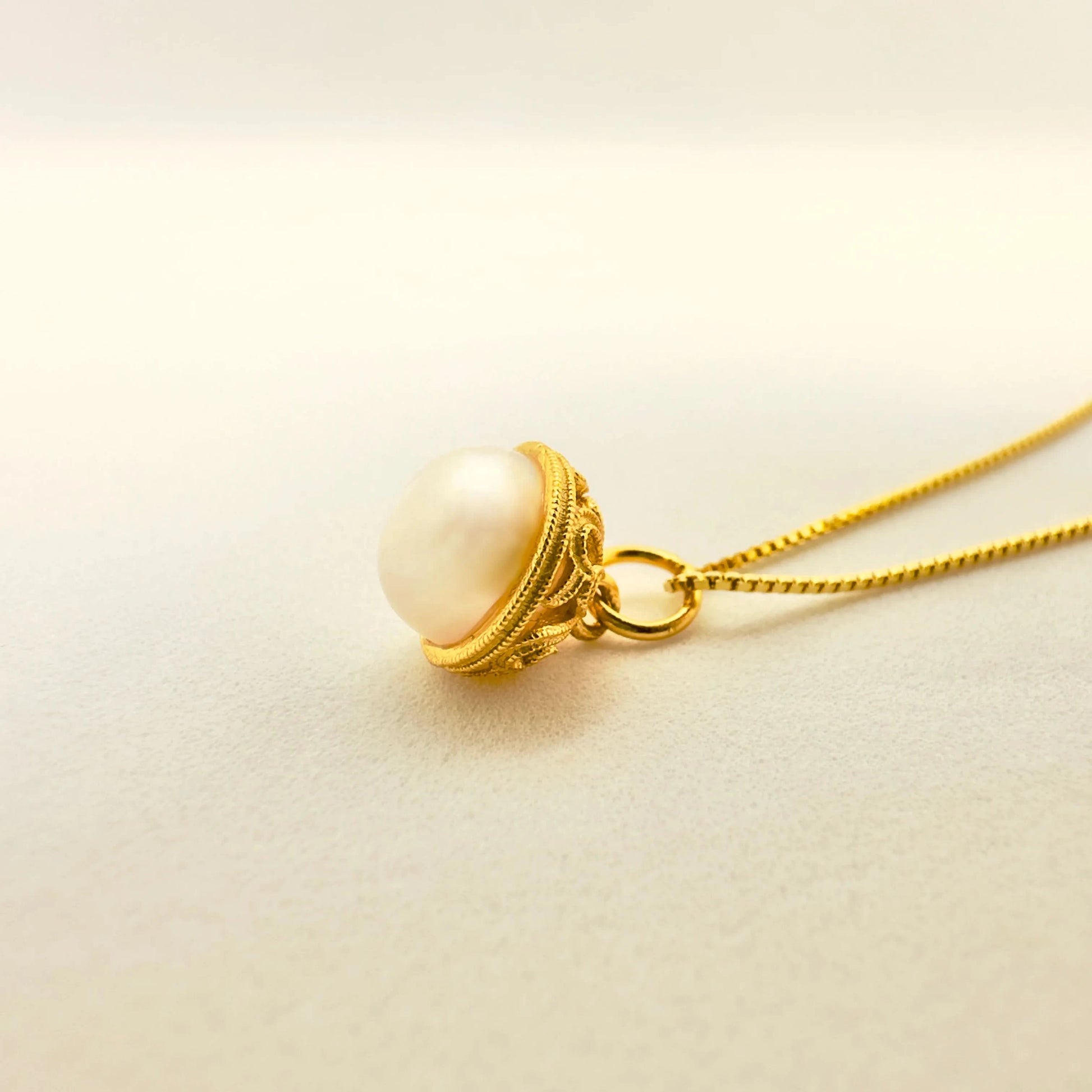real pearl pendant necklace