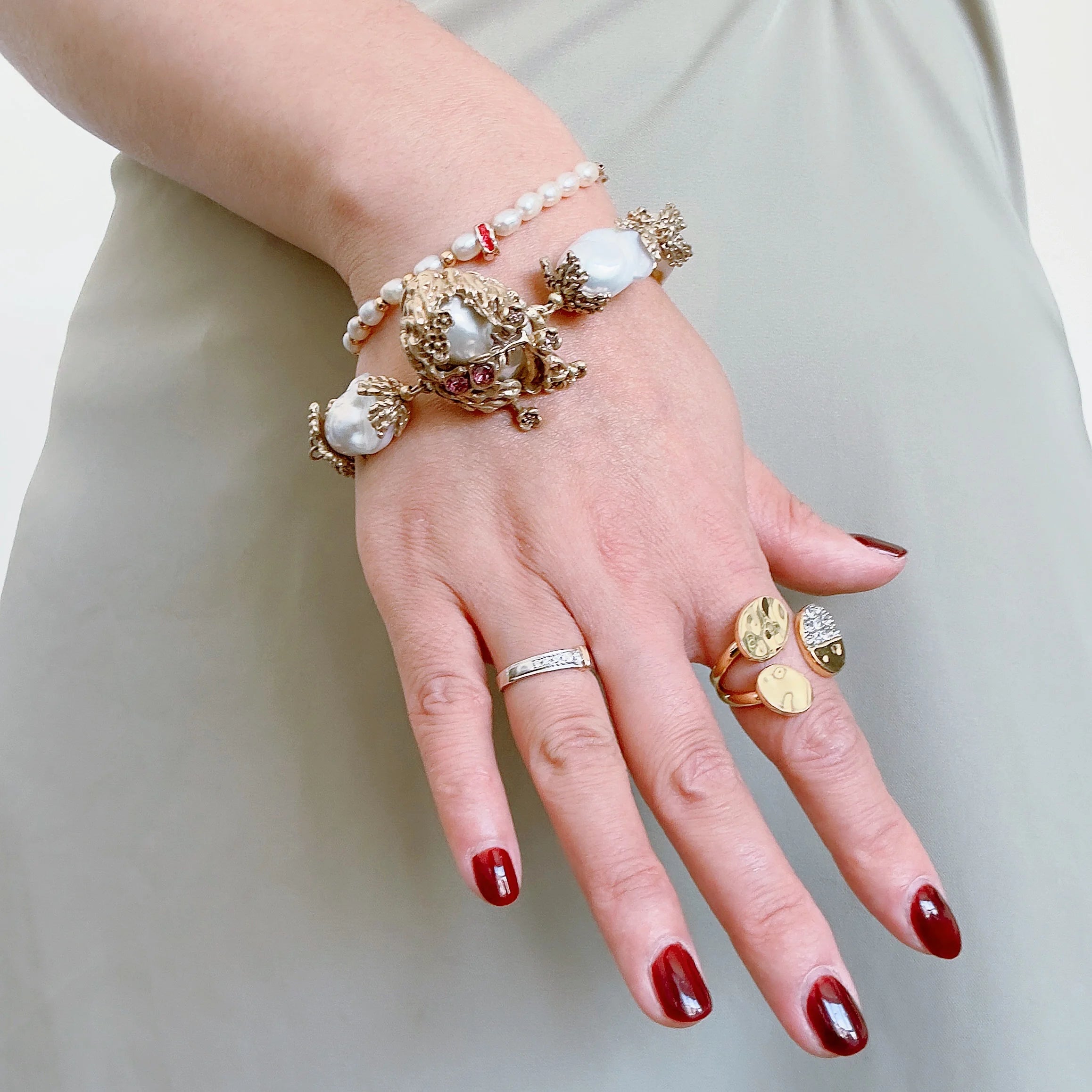 Vintage Baroque Pearl Heart Charm Bracelet