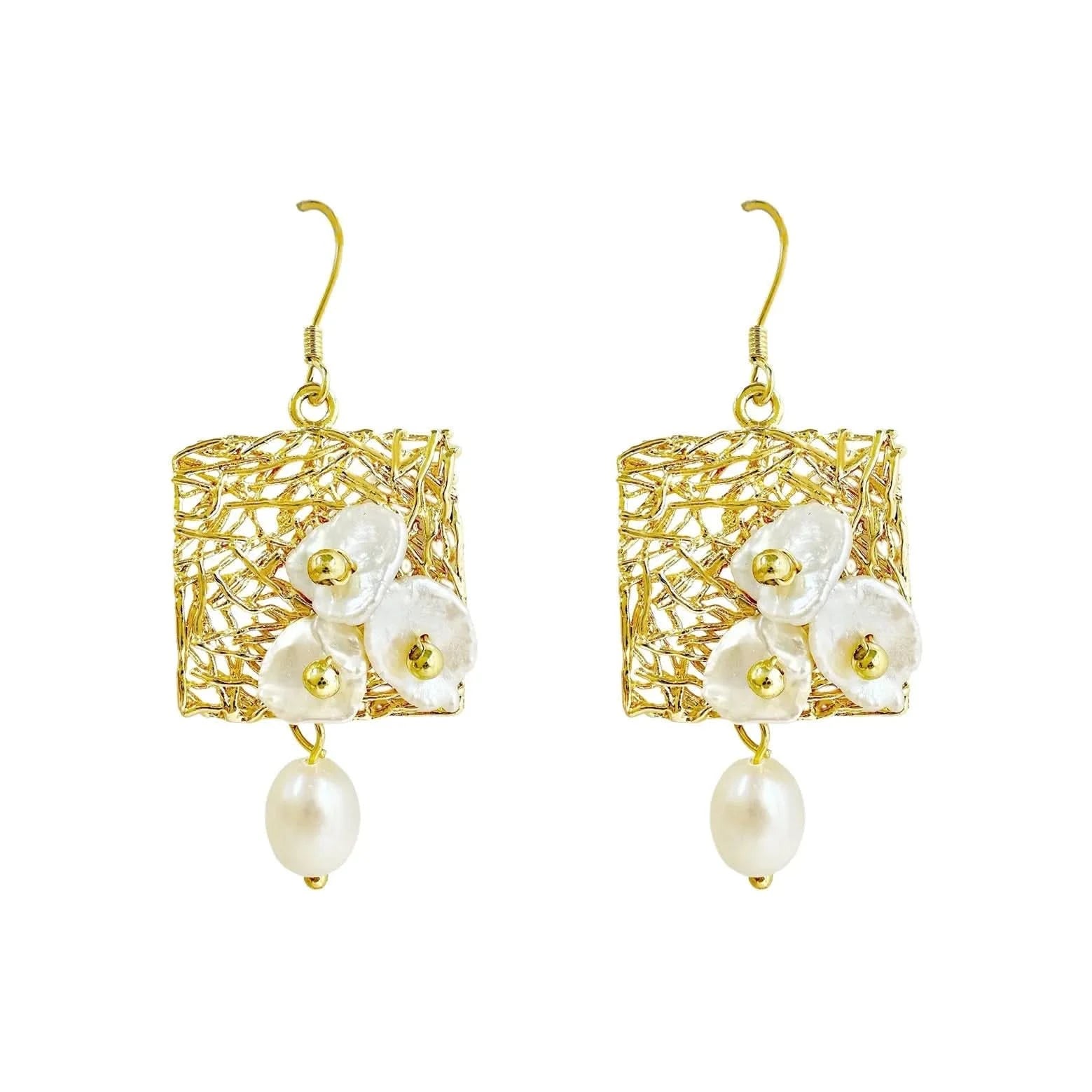 pearl earrings baroque
