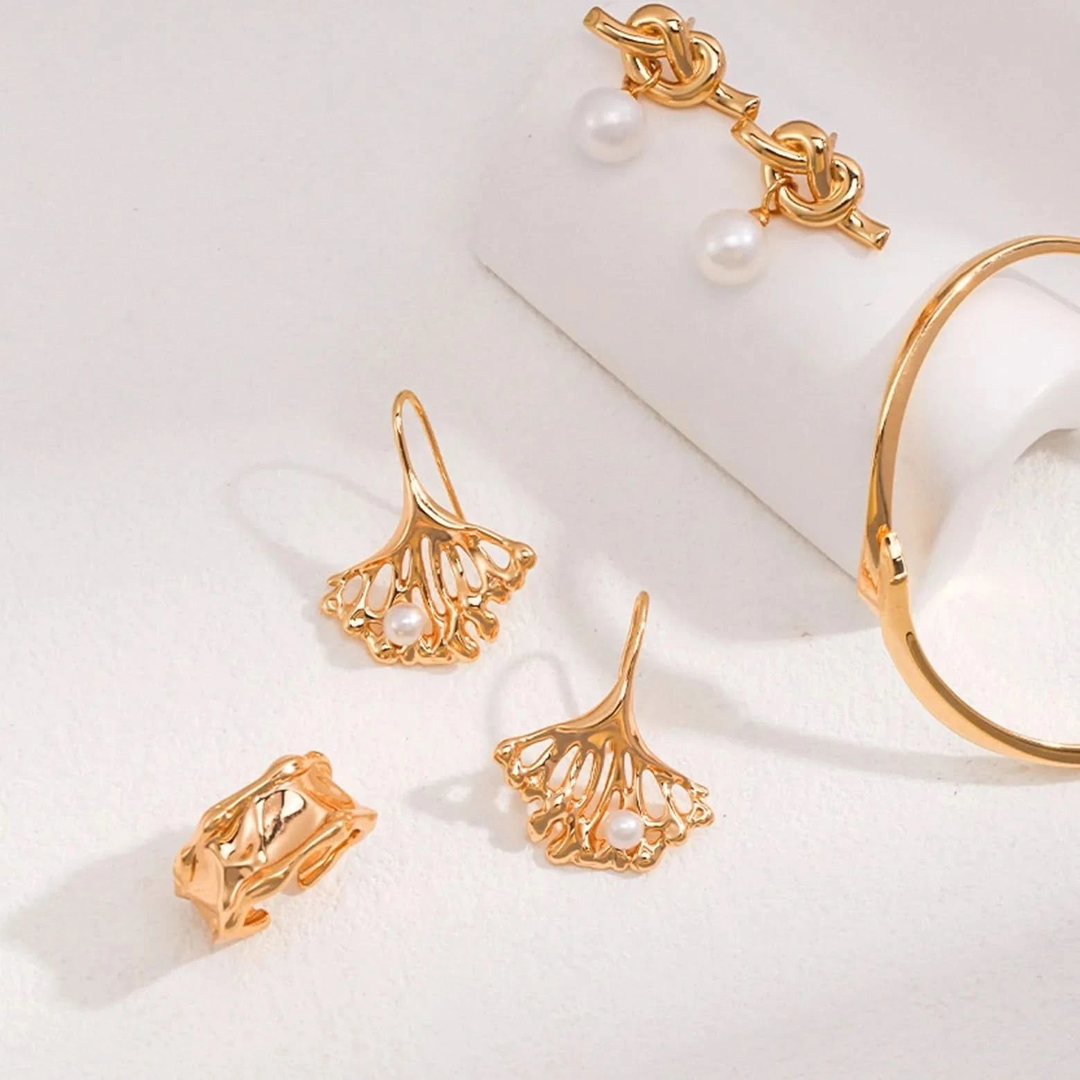 Silver Ginkgo Leaf Pearl Earrings