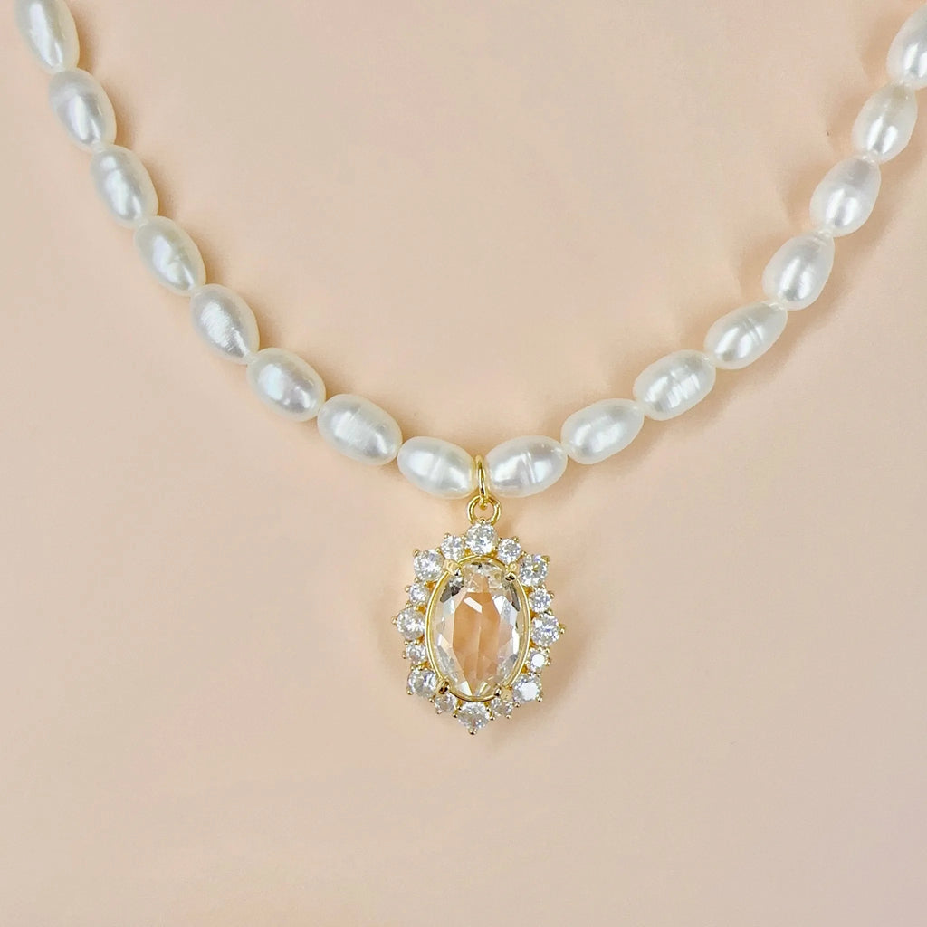 Graduated Pearl Necklace with Gold Heart pendant - Angel Barocco