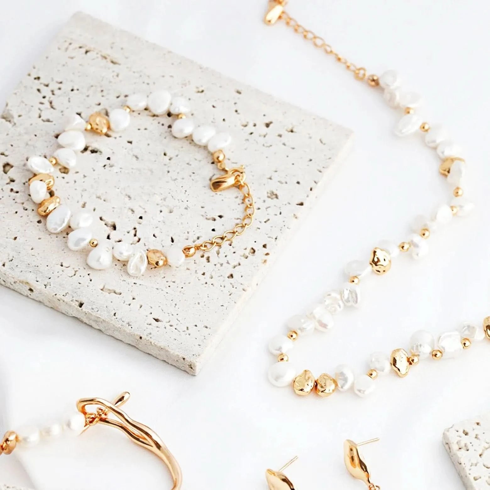 Natural Pearl Bracelet