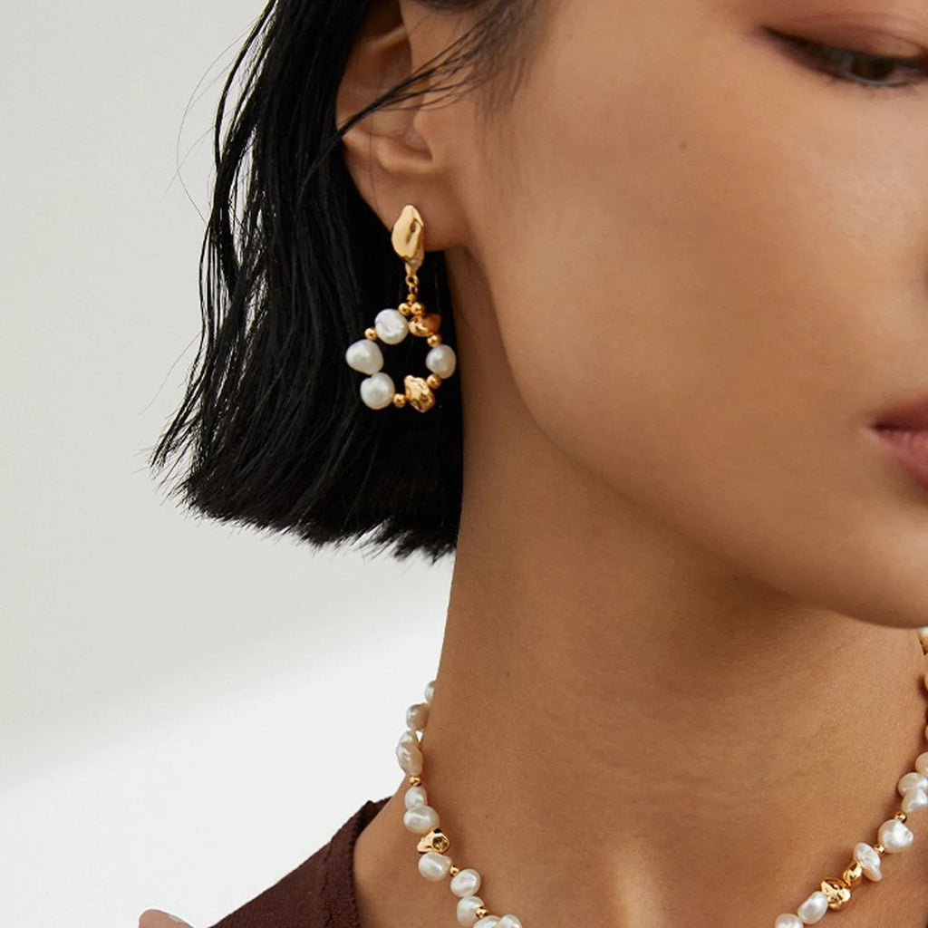 Natural pearl loop earrings - Angel Barocco