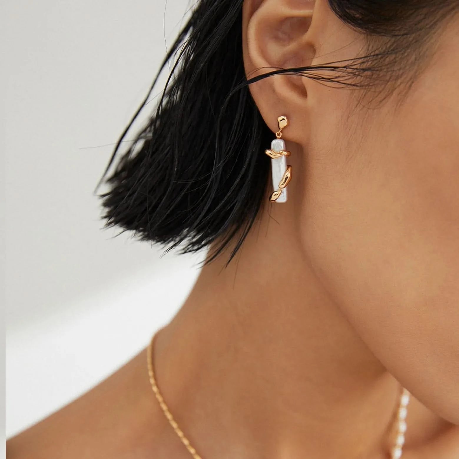 pearl baroque earrings