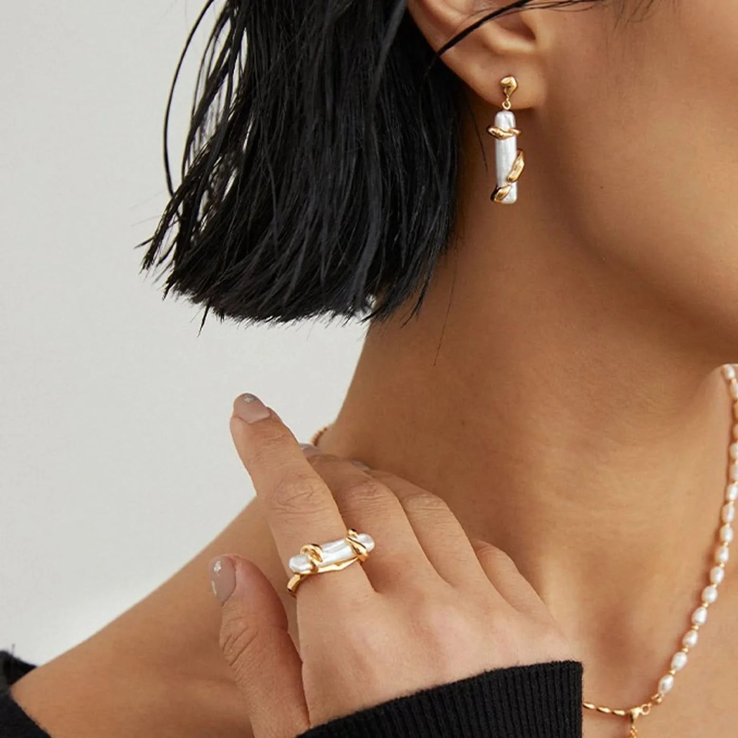 Stick Baroque pearl ring