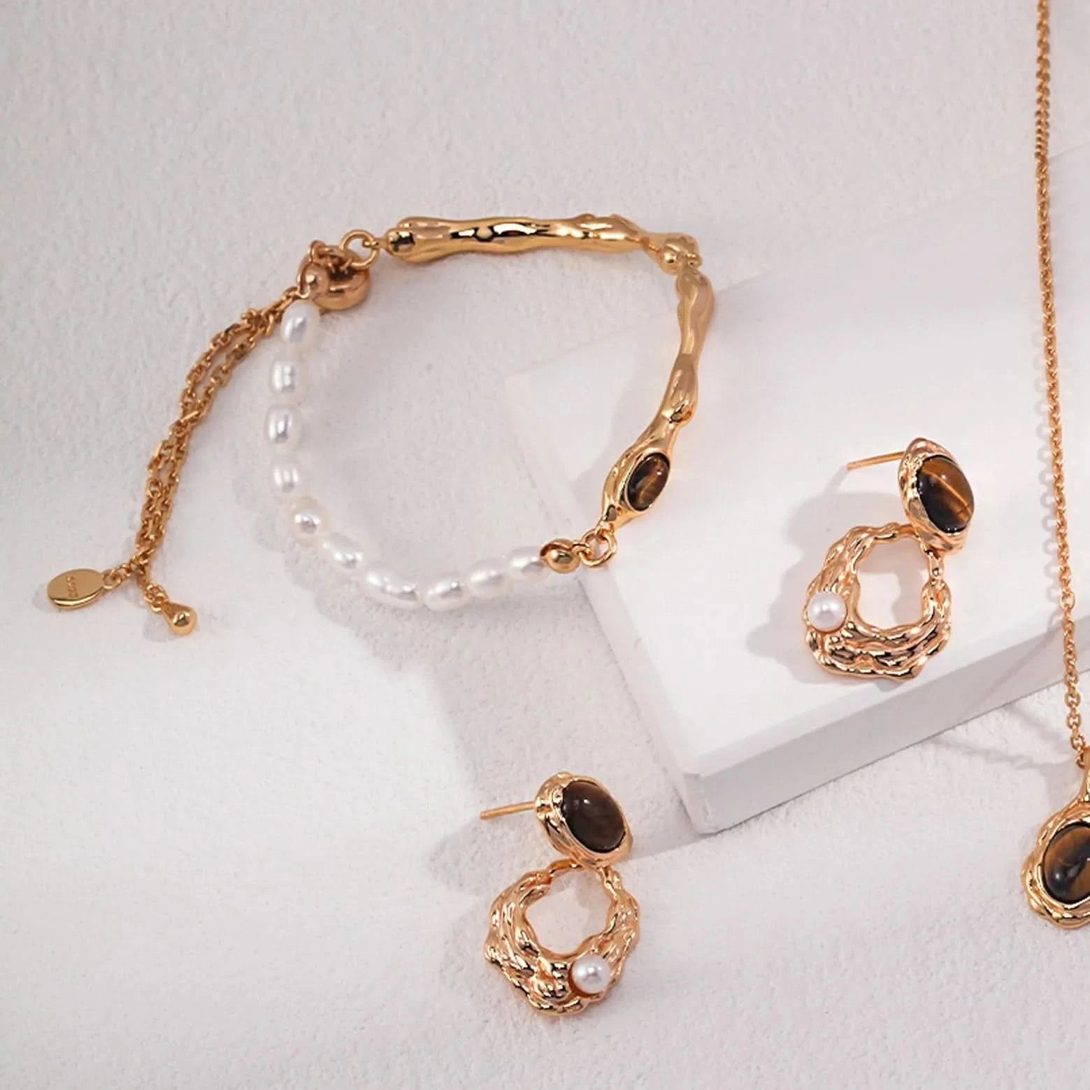 Tiger eye seeds pearl bracelet - Angel Barocco