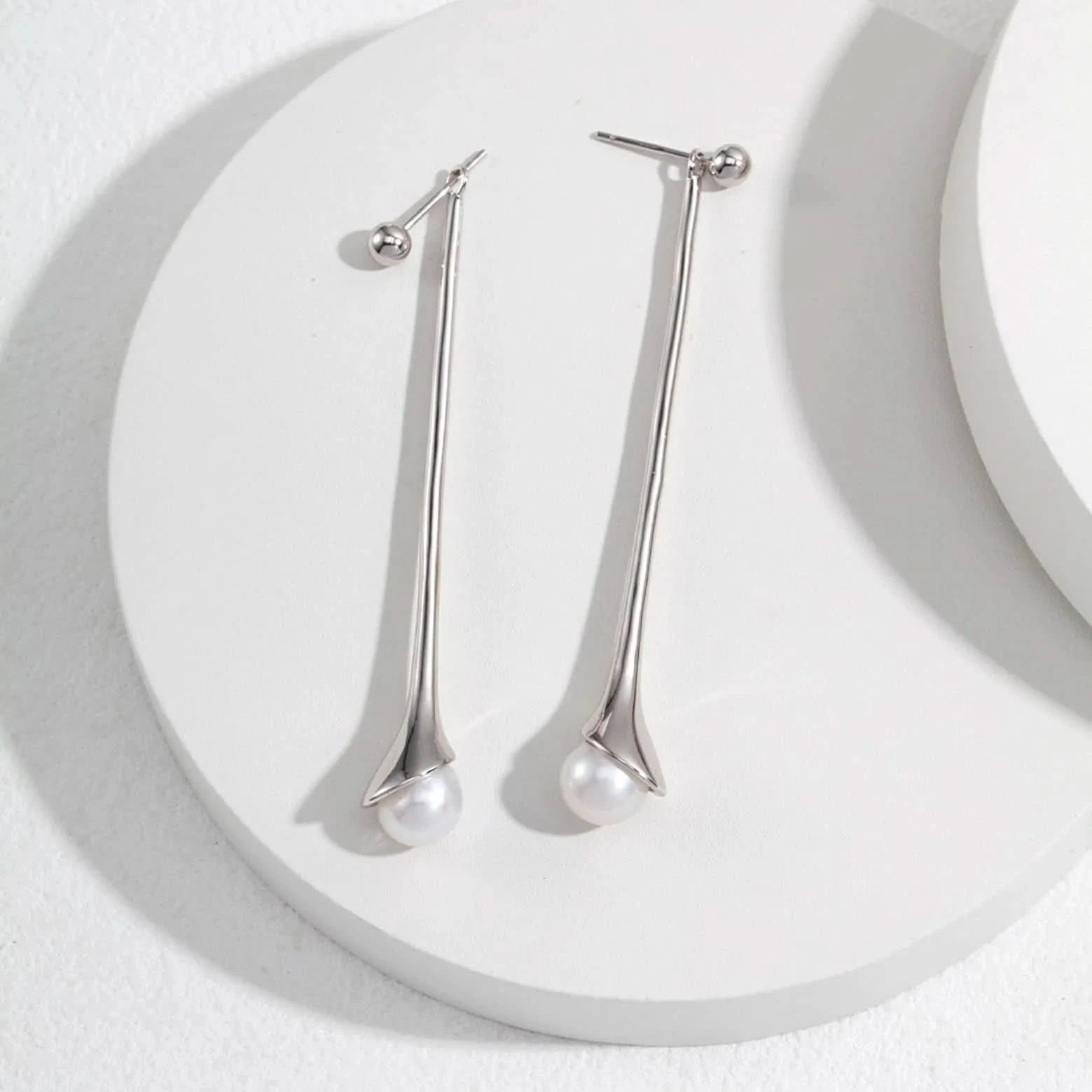 Waterdrop design detachable pearl earrings - Angel Barocco