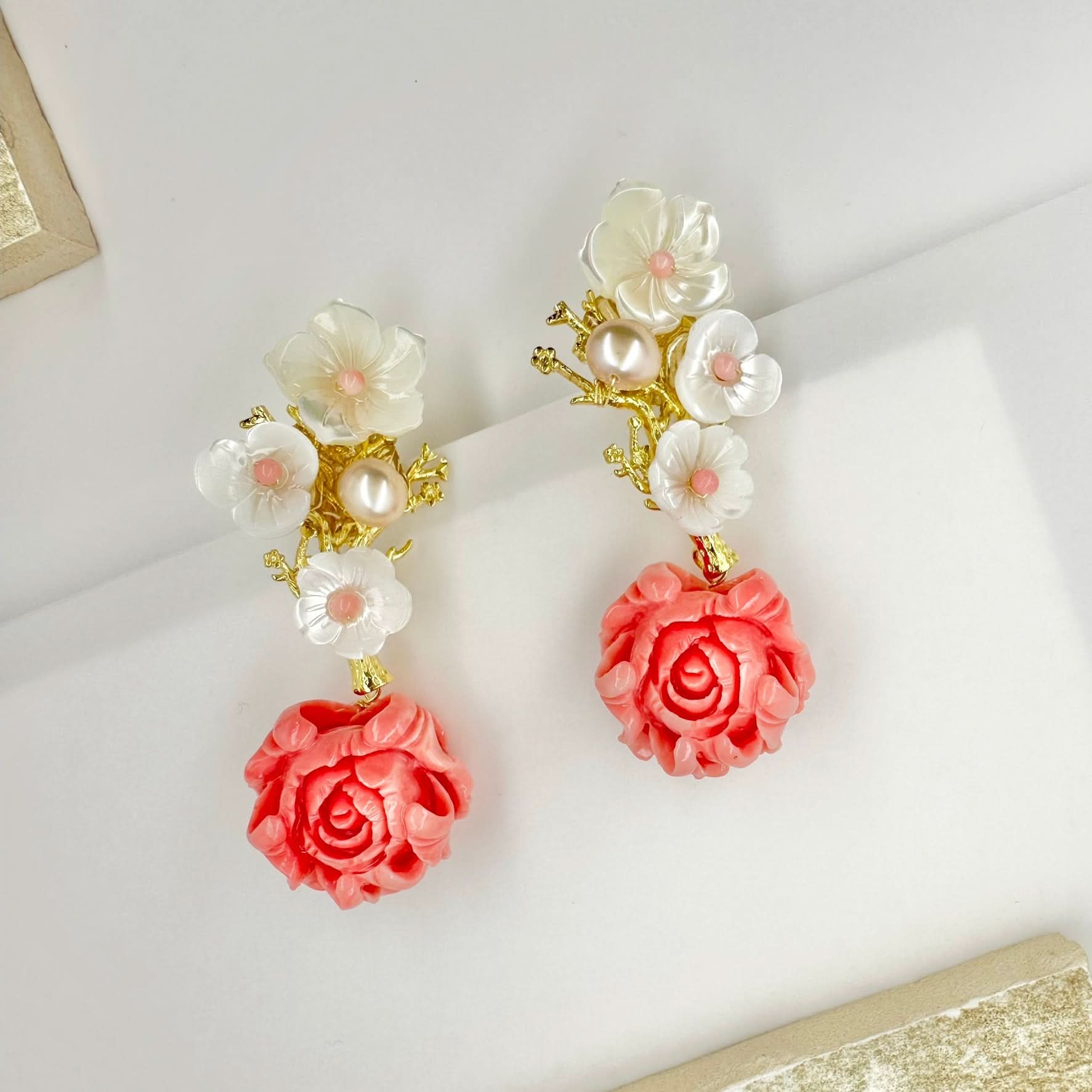 Shell flower stud with rose gold vermeil drop earring - Angel Barocco