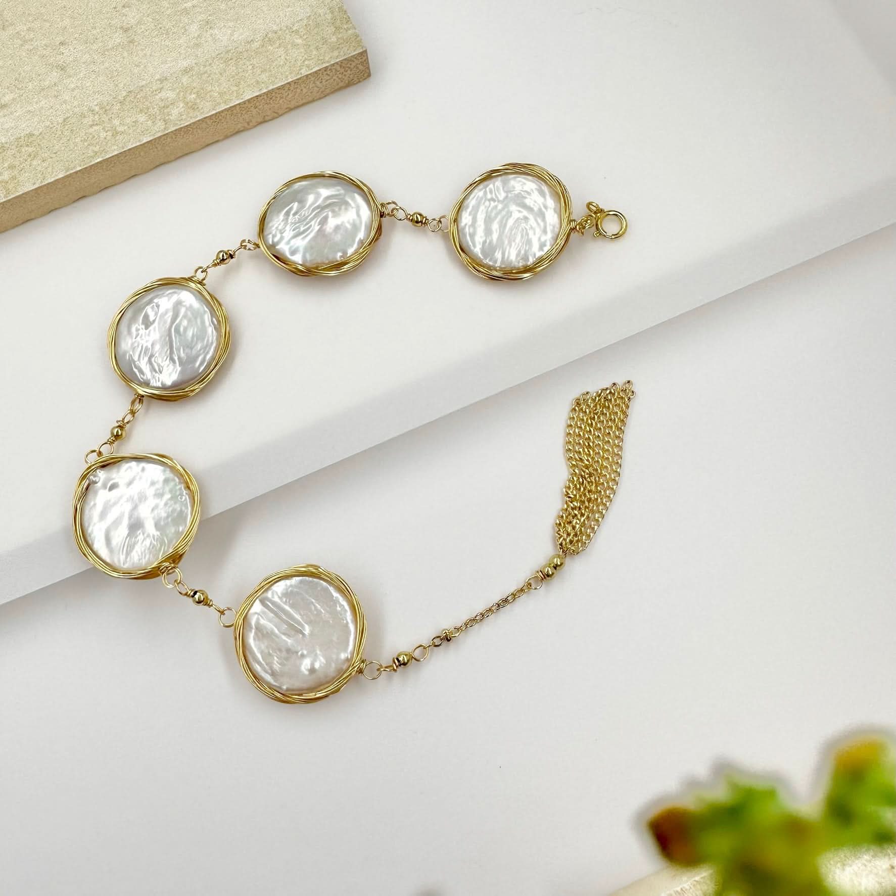 Siren Nugget Cluster Barocco Pearl Bracelet - Angel Barocco